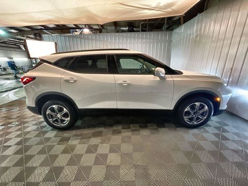 Used 2023 Chevrolet Blazer LT w/ LPO, Black Grille Bar Package image 9