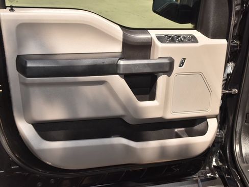Used 2019 Ford F150 XL w/ Equipment Group 101A Mid RWD image 33