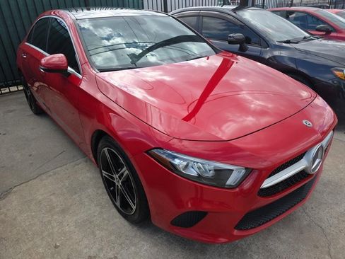 Used 2019 Mercedes-Benz A 220 image 2