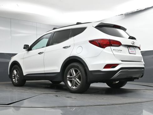 Used 2017 Hyundai Santa Fe Sport image 29