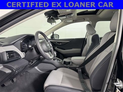Certified 2025 Subaru Outback Premium image 4