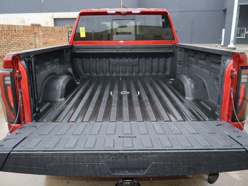 Used 2025 GMC Sierra 2500 AT4 w/ AT4 Premium Plus Package image 30