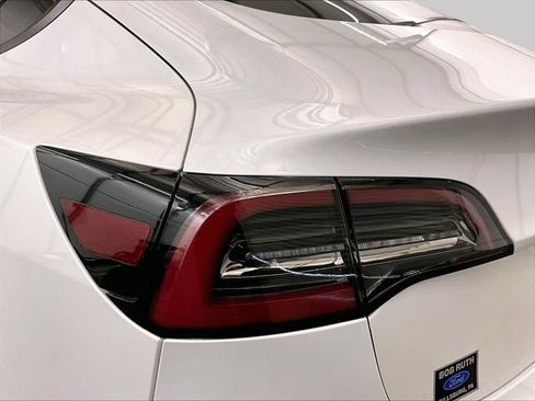 Used 2023 Tesla Model 3 Standard Range RWD image 28