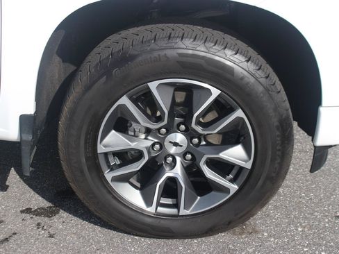 Used 2024 Chevrolet Silverado 1500 RST w/ All Star Edition Plus AWD/4WD image 37