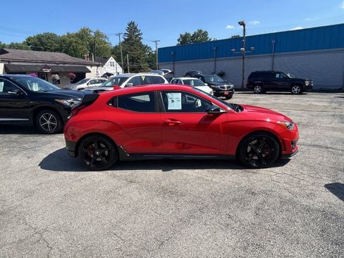 Used 2020 Hyundai Veloster N w/ Performance Package FWD image 11