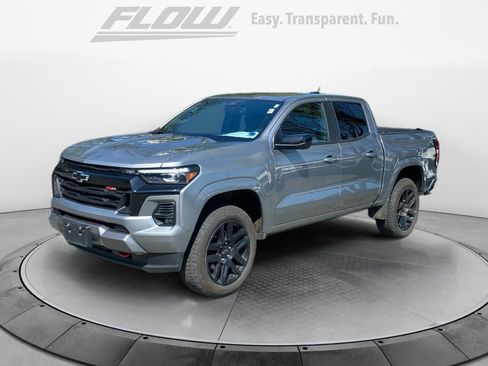 Used 2025 Chevrolet Colorado Z71 w/ Technology Package image 4