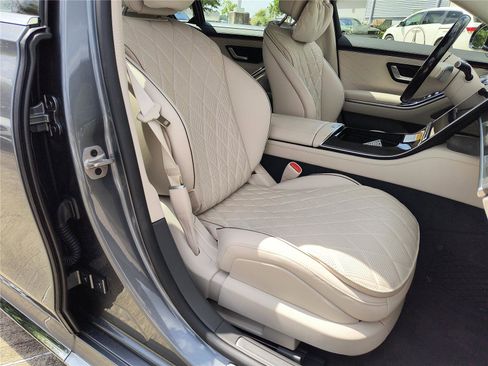 New 2025 Mercedes-Benz S 580 4MATIC Sedan image 12