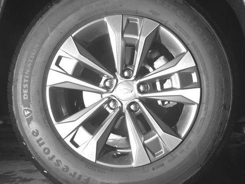 Used 2025 Chevrolet Equinox LT image 13