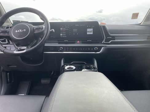 Certified 2025 Kia Sportage SX Prestige image 14