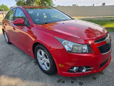 Used 2012 Chevrolet Cruze LT w/ All-Star Edition FWD image 3