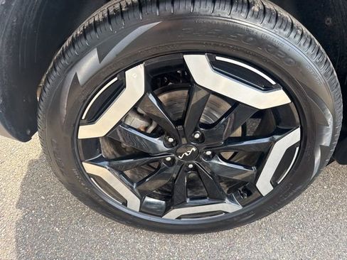 Used 2025 Kia Telluride S AWD/4WD image 12