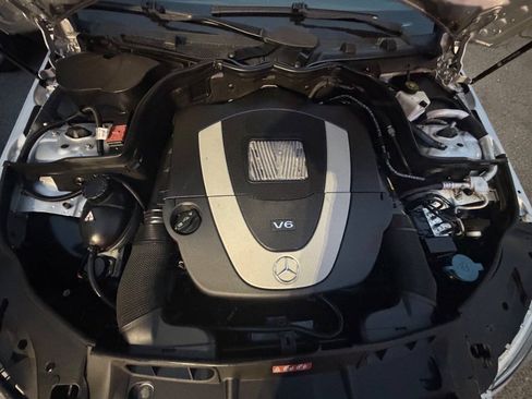 Used 2011 Mercedes-Benz C 300 4MATIC Sedan image 19