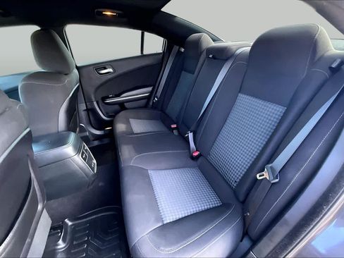 Used 2020 Dodge Charger Scat Pack RWD image 18