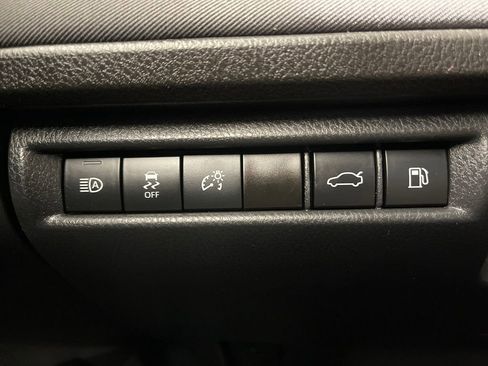 Certified 2025 Toyota Camry LE image 28