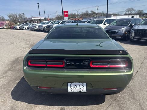 Used 2022 Dodge Challenger R/T Scat Pack RWD image 6