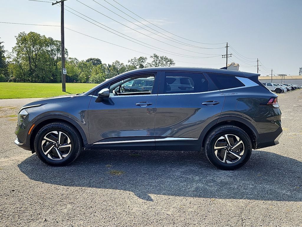 Certified 2023 Kia Sportage LX AWD/4WD image 4