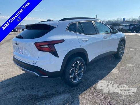 New 2026 Chevrolet Trax LT w/ Driver Confidence Package image 5