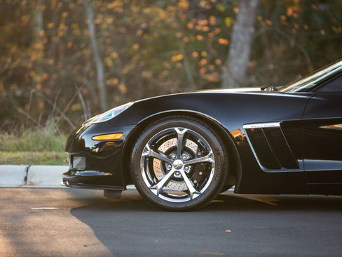 Used 2011 Chevrolet Corvette Grand Sport w/ Preferred Equipment Group image 5