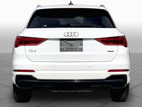 Used 2021 Audi Q3 2.0T Premium w/ Convenience Package AWD/4WD image 5