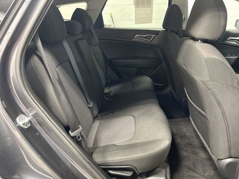 Used 2023 Kia Sportage LX AWD/4WD image 17