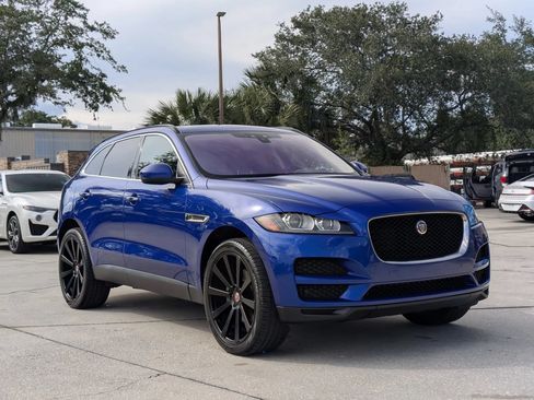 Used 2018 Jaguar F-PACE Prestige AWD/4WD image 4