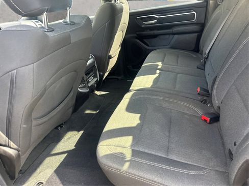 Used 2019 RAM 1500 Big Horn AWD/4WD image 12