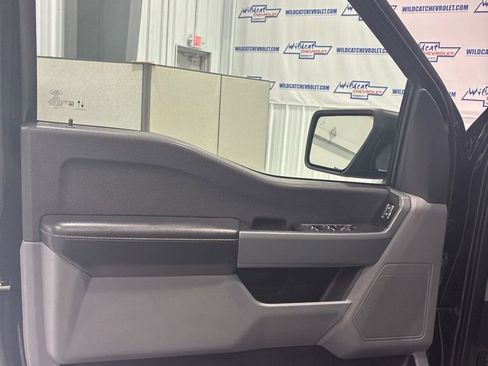Used 2023 Ford F150 XLT image 19