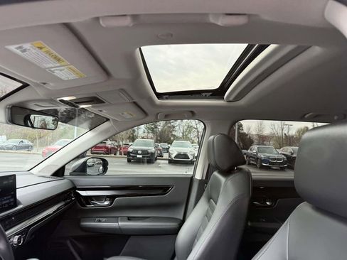 Used 2025 Honda CR-V EX-L image 20