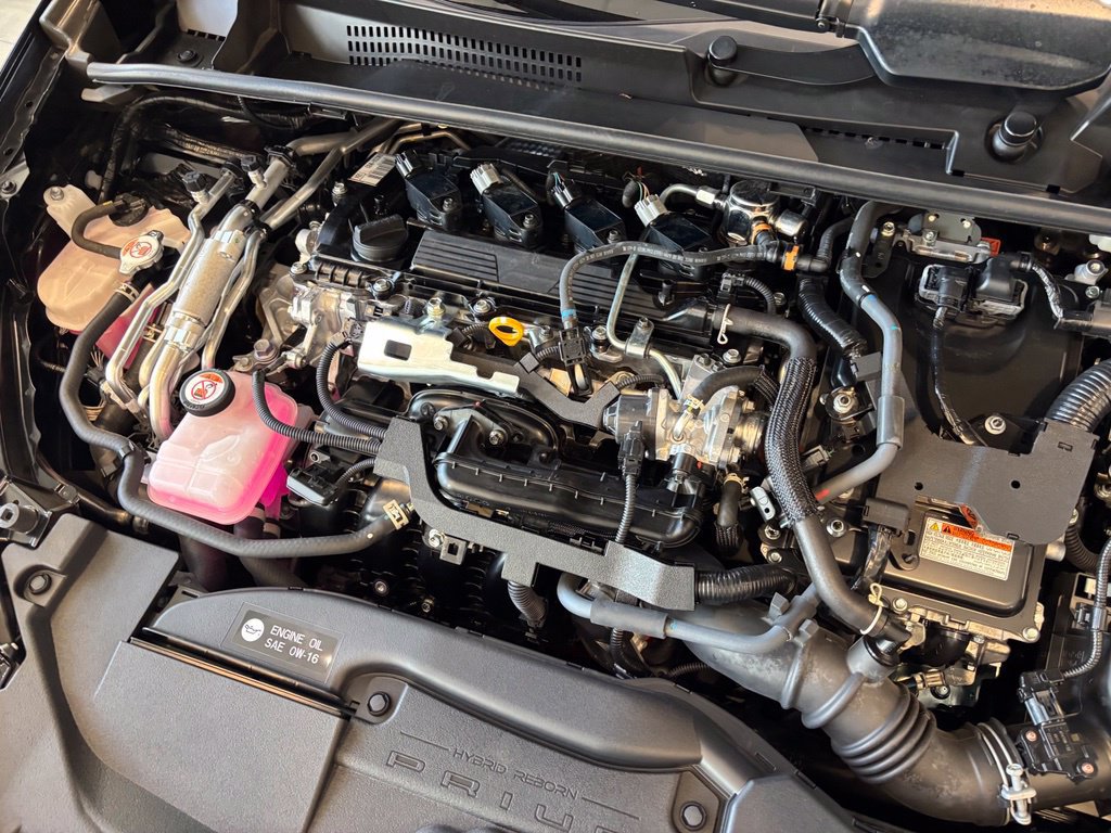 Used 2024 Toyota Prius Prime FWD image 39