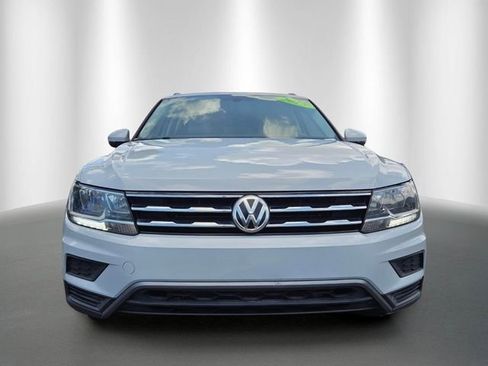 Used 2018 Volkswagen Tiguan SE FWD image 8