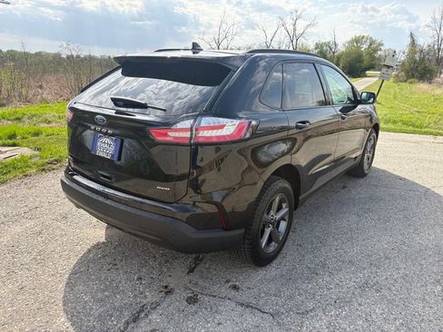 Certified 2023 Ford Edge SEL w/ Sport Appearance Package AWD/4WD image 8