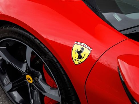 Used 2021 Ferrari SF90 Stradale AWD/4WD image 10