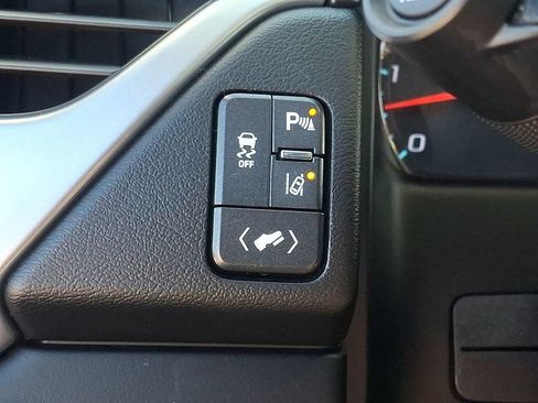 Used 2015 Chevrolet Tahoe LT AWD/4WD image 25