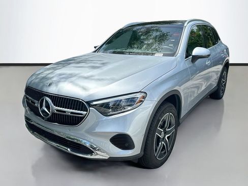 Used 2026 Mercedes-Benz GLC 300 4MATIC image 1