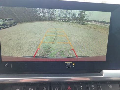 Used 2023 Chevrolet Silverado 1500 LTZ w/ Z71 Off-Road Package AWD/4WD image 61