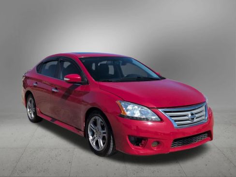 Used 2015 Nissan Sentra SR w/ SR Premium Package FWD image 8