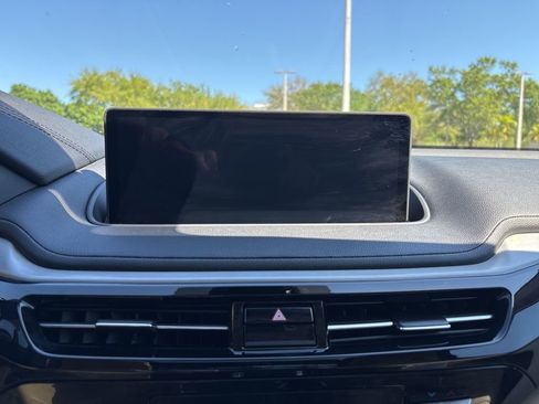 Used 2023 Acura MDX SH-AWD image 26