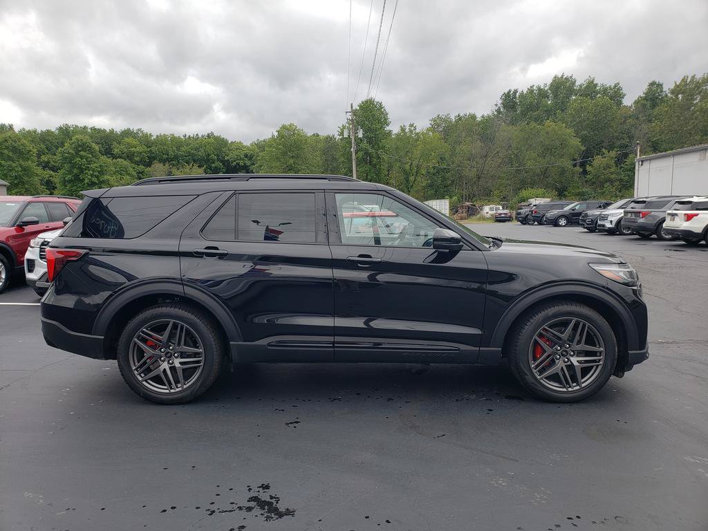 New 2026 Ford Explorer ST w/ Sun And Sound Package AWD/4WD image 3