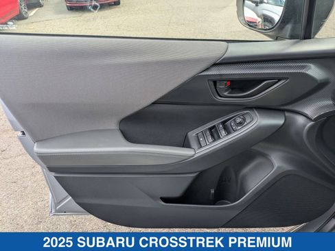 Certified 2025 Subaru Crosstrek 2.0i Premium image 12