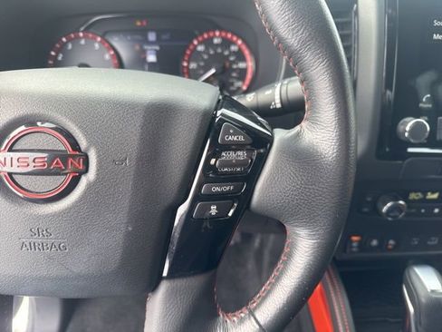 Used 2023 Nissan Frontier PRO-4X w/ Pro-4X Premium Package image 13