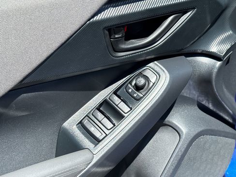 Certified 2024 Subaru Crosstrek 2.0i Premium w/ Crosstrek Mirror Package image 18