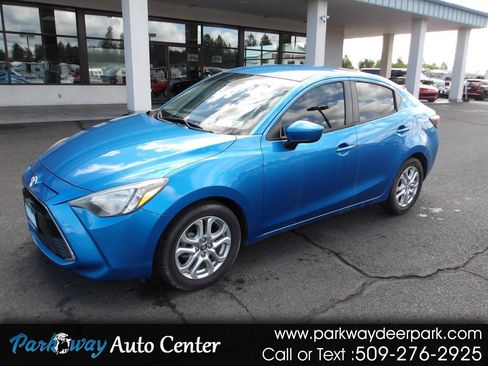 Used 2018 Toyota Yaris iA FWD image 1