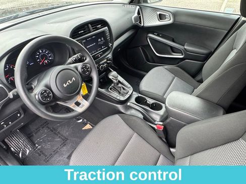 Used 2022 Kia Soul LX w/ Technology Package image 15