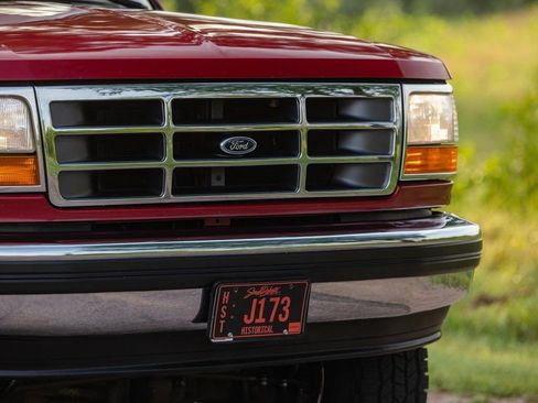 Used 1994 Ford Bronco XLT image 34