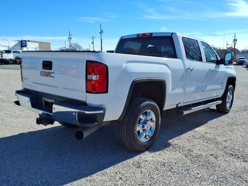 Used 2019 GMC Sierra 3500 SLT w/ Duramax Plus Package image 9