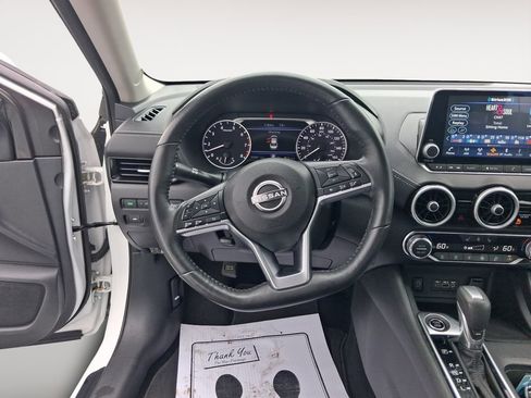 Used 2025 Nissan Sentra SV w/ All-Weather Package FWD image 12