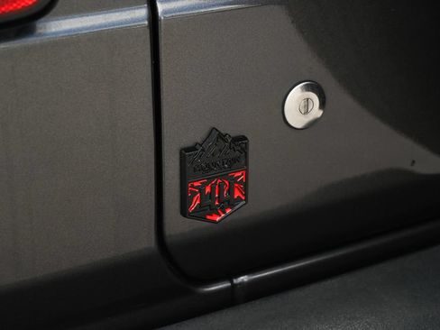 Used 2020 Jeep Wrangler Sport AWD/4WD image 36