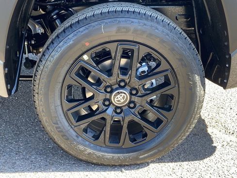 New 2026 Toyota Tundra SR5 image 9