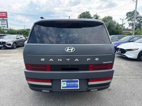 Used 2025 Hyundai Santa Fe Limited AWD/4WD image 6