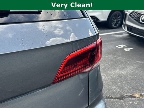 Used 2022 Volkswagen Taos SE FWD image 21